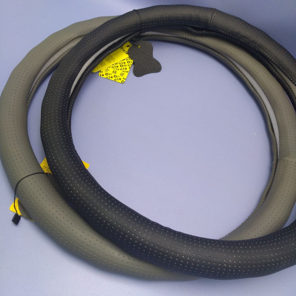 Оплетка - чехол на руль автомобиля классический New, М 37-39 см.